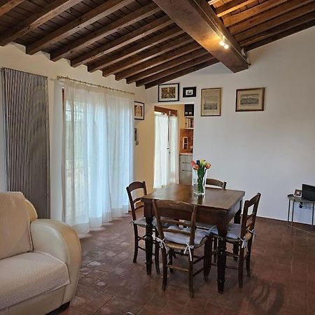 Casina Rossa Lägenhet Tavarnuzze Exteriör bild