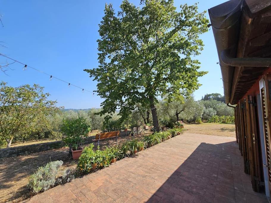 Casina Rossa Lägenhet Tavarnuzze Exteriör bild